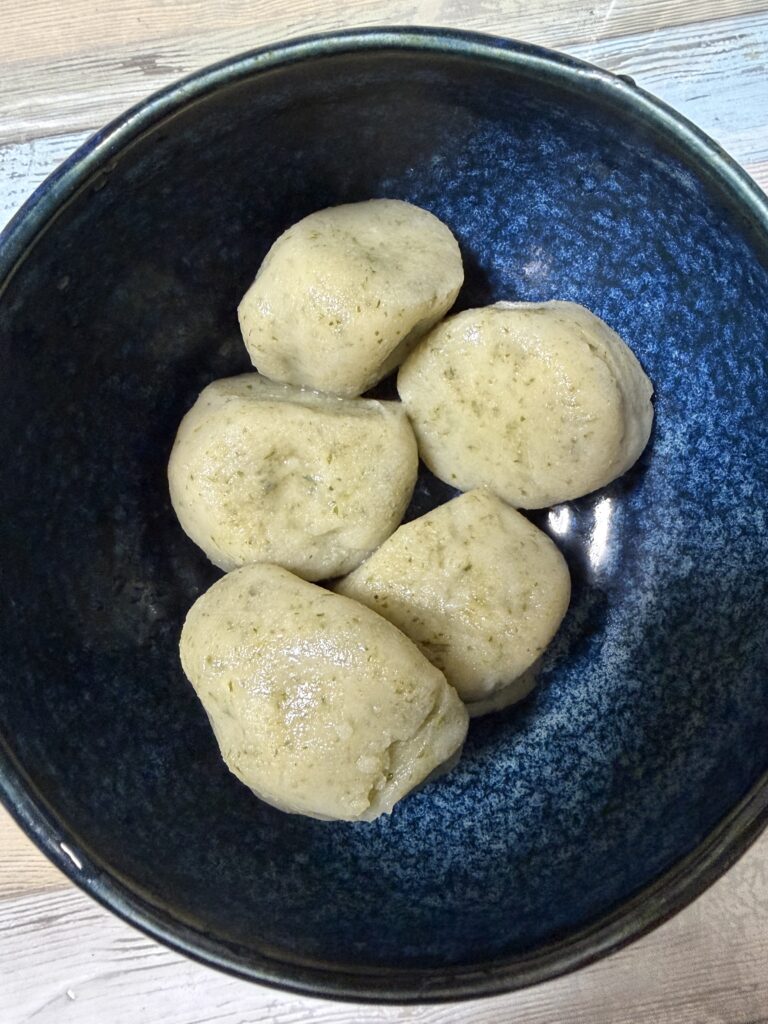 よもぎ団子